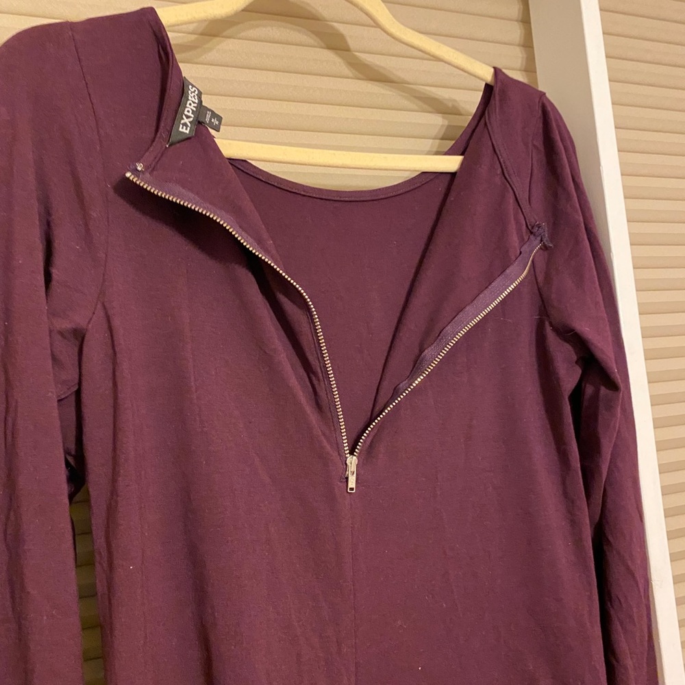 Express Burgundy Long Sleeve Swing Dress Size Medium Fit & Flare Open Back - Picture 4 of 8